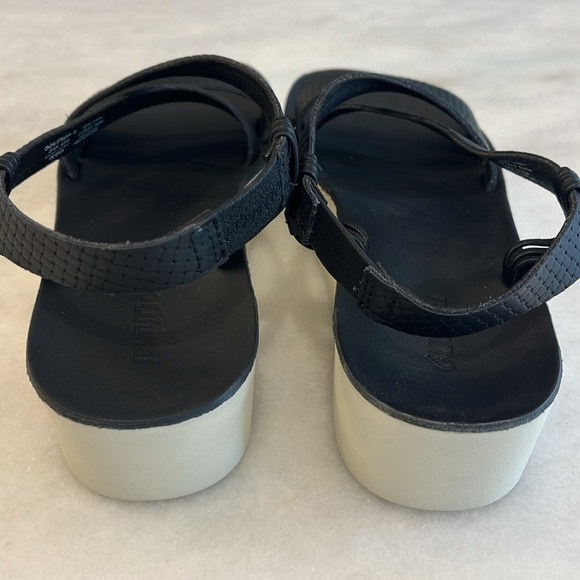 Olukai Onohi Strappy Black Platform Sandal Size 6 - Picture 5 of 7